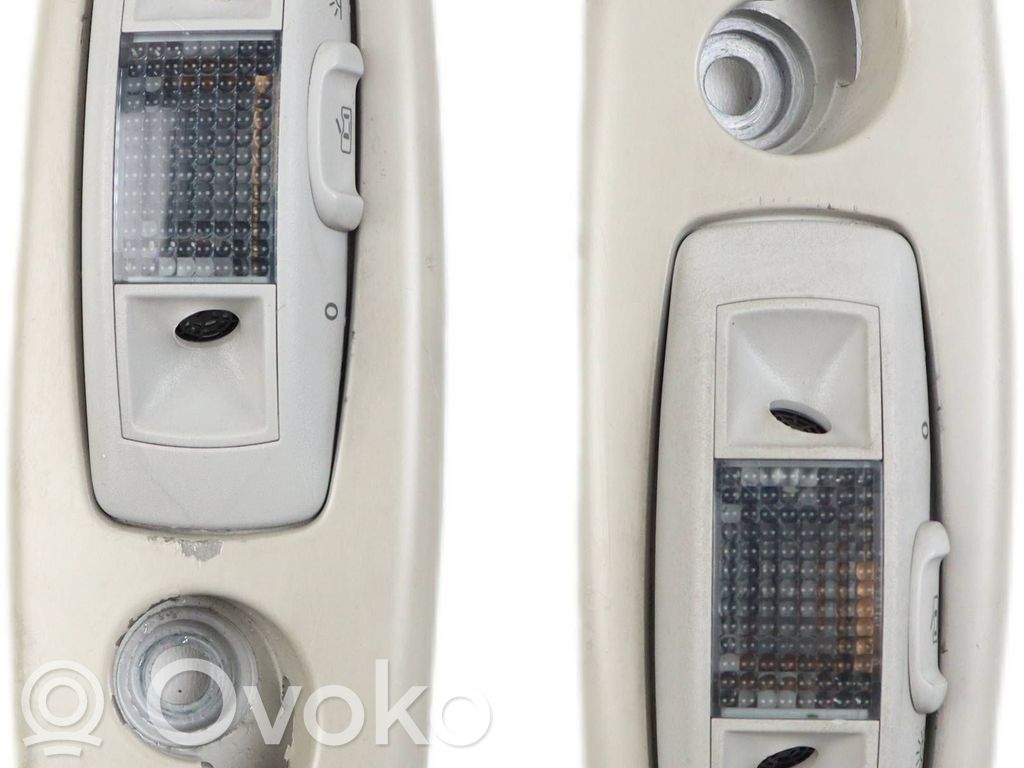 Otras luces interiores   3B0951171E,9B0951172G,3B9861706S,3B9861705S