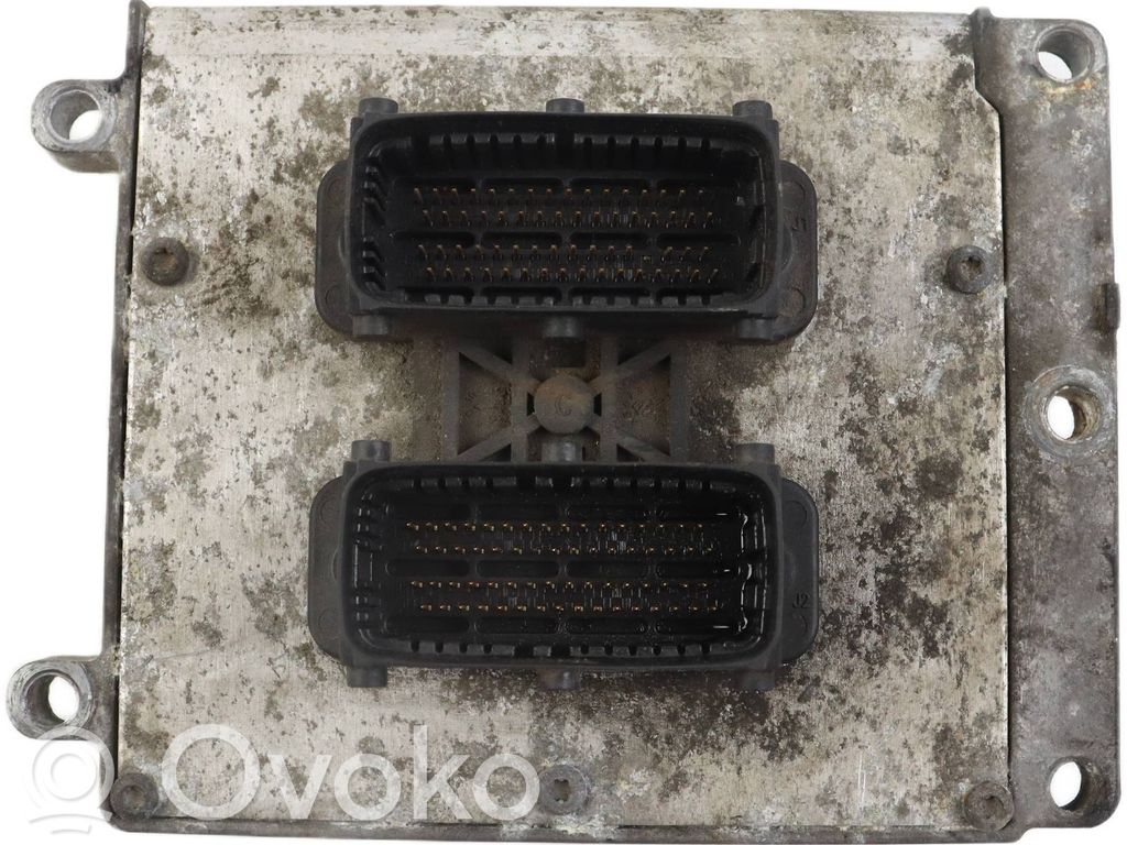 Opel Vectra C Engine control unit/module 