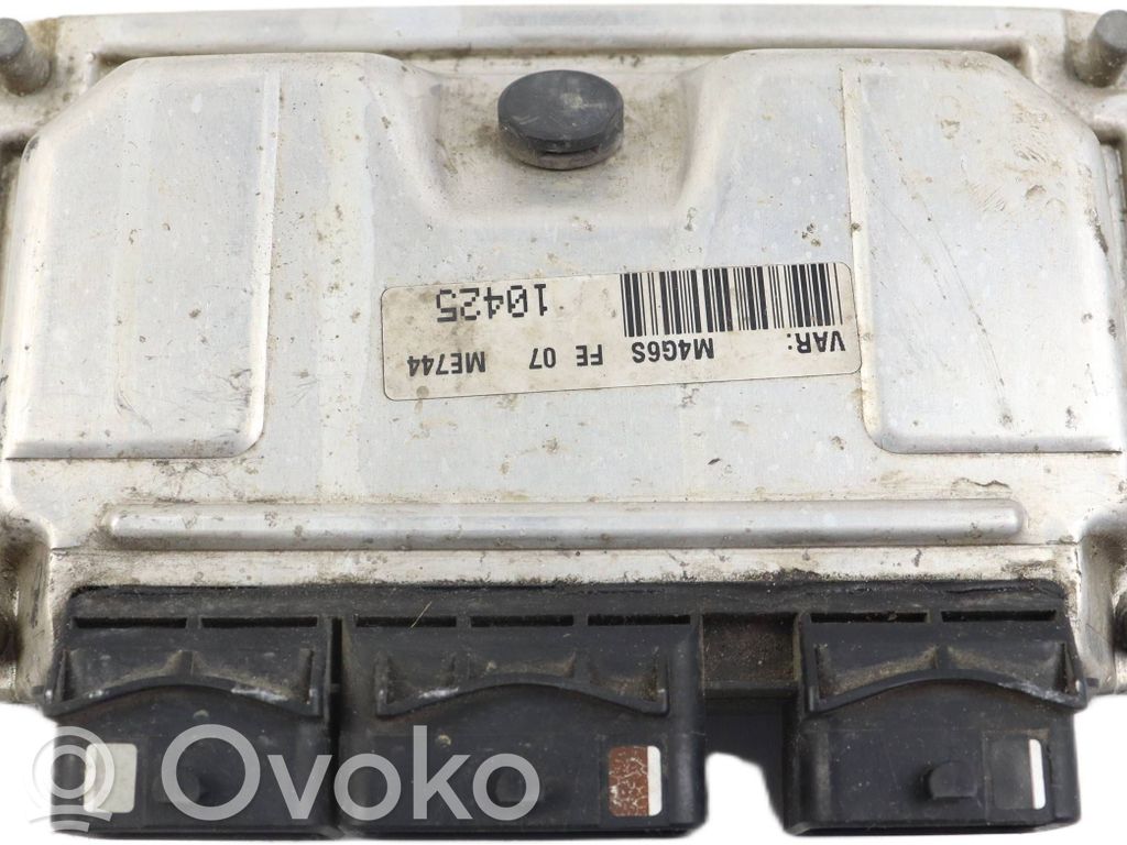 Engine control unit/module   9638783680,0261206944