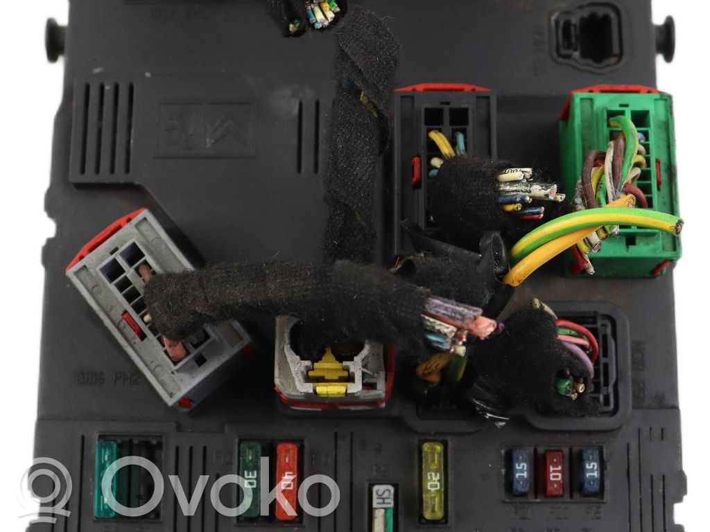 Citroen C2 Saugiklių blokas 