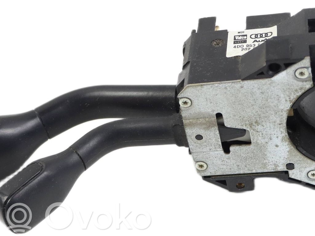 Audi A4 S4 B5 8D Rankenėlių komplektas 