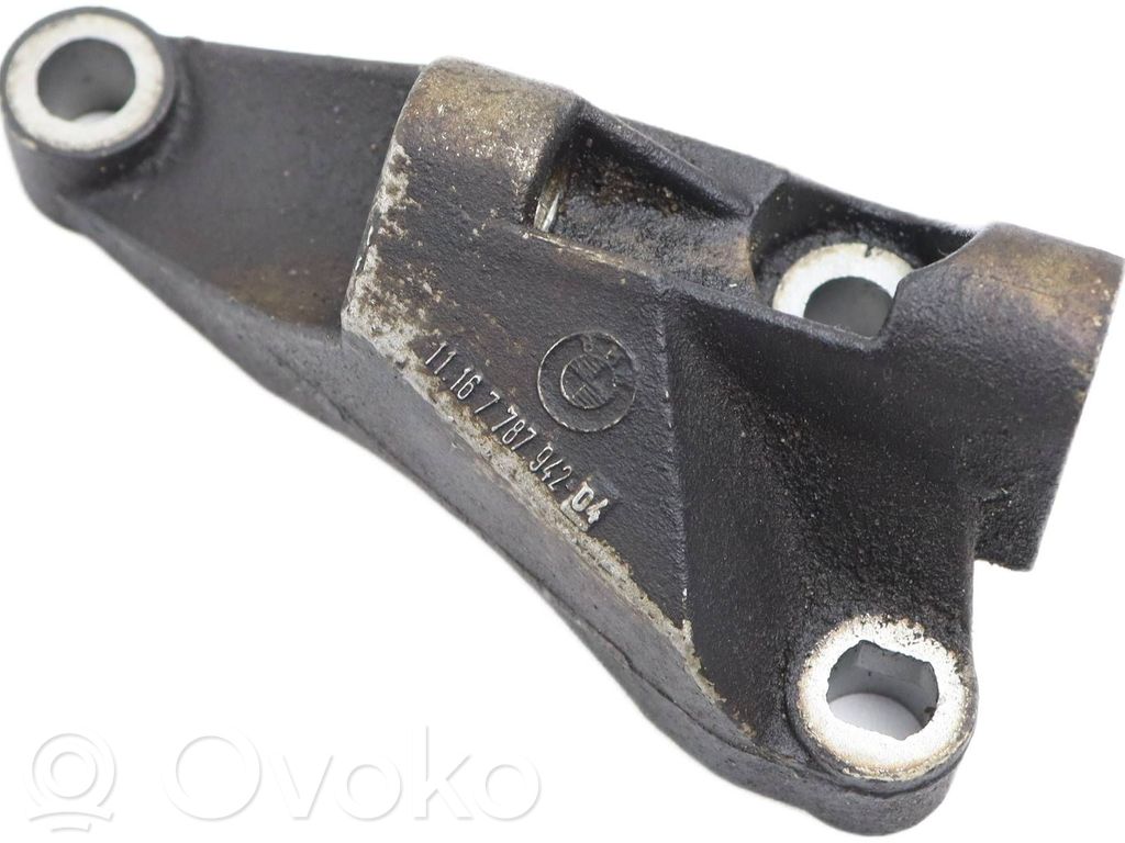 BMW 5 E60 E61 Engine mounting bracket 