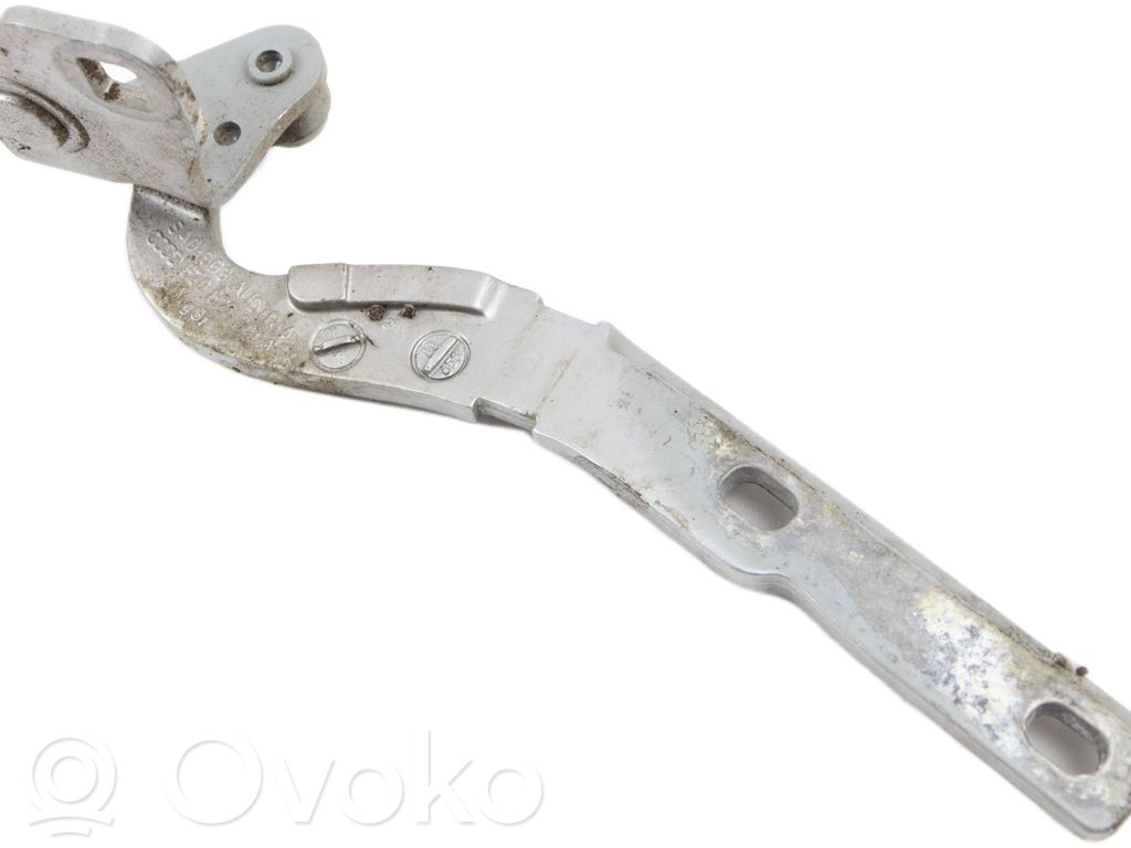 Audi A2 Tailgate/trunk/boot hinge 