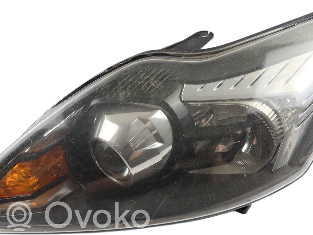 Ford Focus Headlight/headlamp 