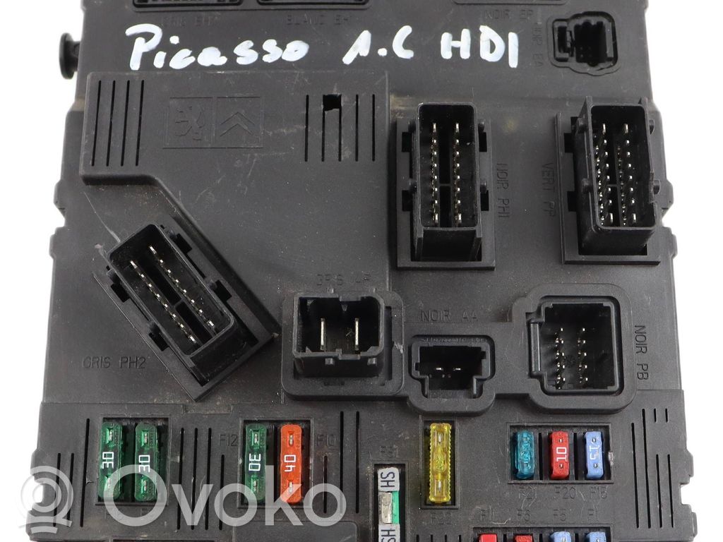 Citroen Xsara Picasso Fuse module 