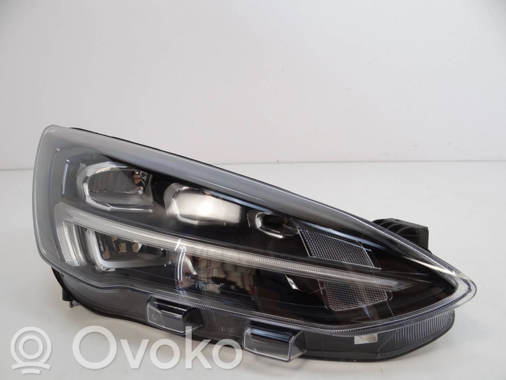Ford Focus Headlight/headlamp 