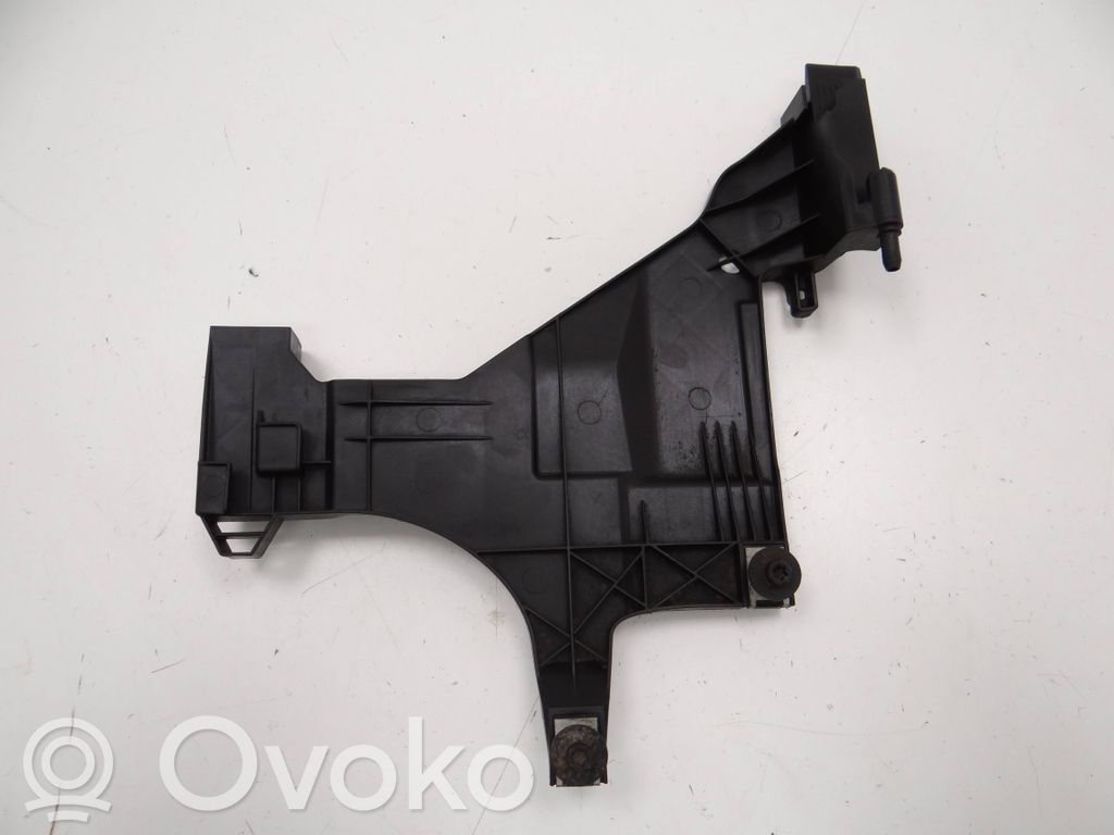 Audi A4 S4 B8 8K Uchwyt / Mocowanie lampy przedniej 