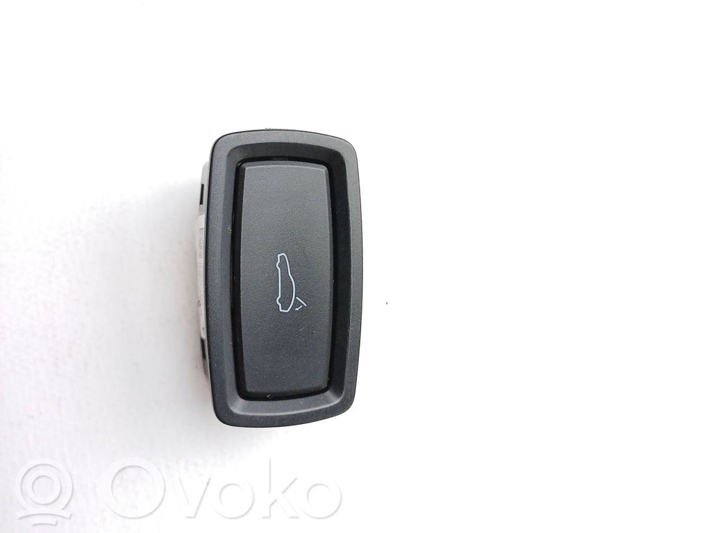 Tailgate/trunk/boot open switch   7PP959832H,10002463,SN00001193038185