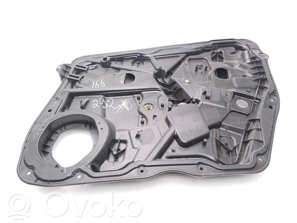 Mercedes-Benz GLE (W166 - C292) Mechanizm podnoszenia szyby przedniej bez silnika 