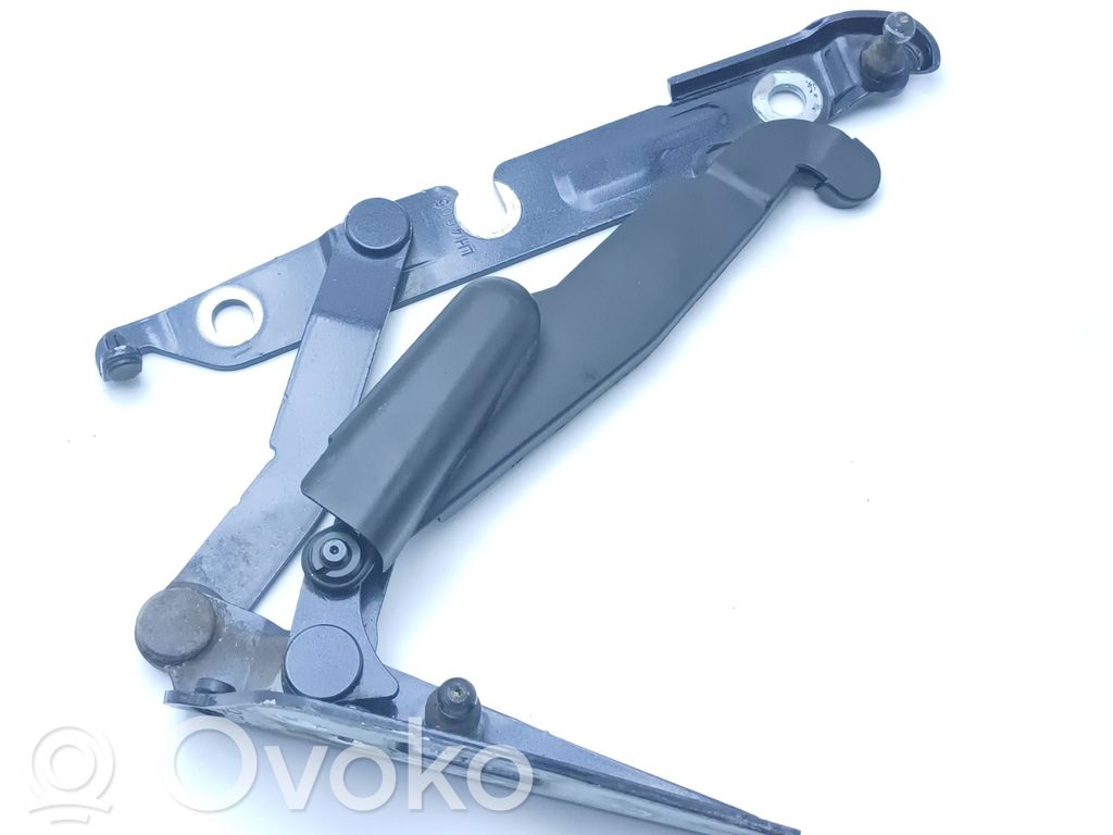 Tailgate/trunk/boot hinge   4F5827301A