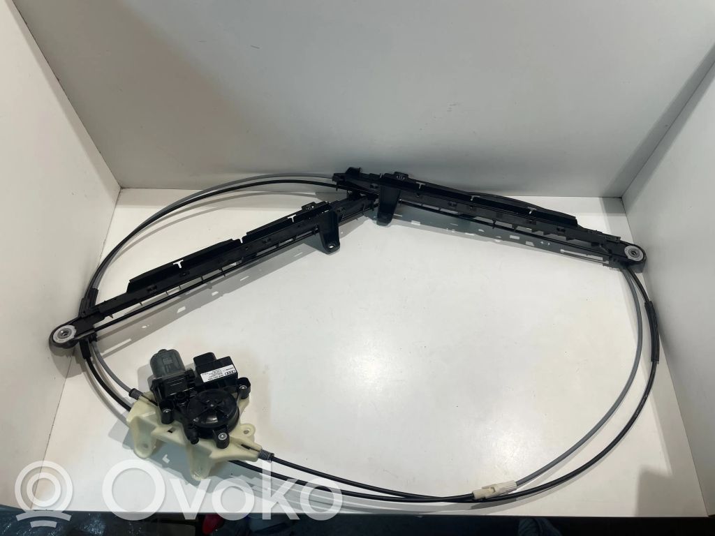 Audi Q8 Motor de la cortina 