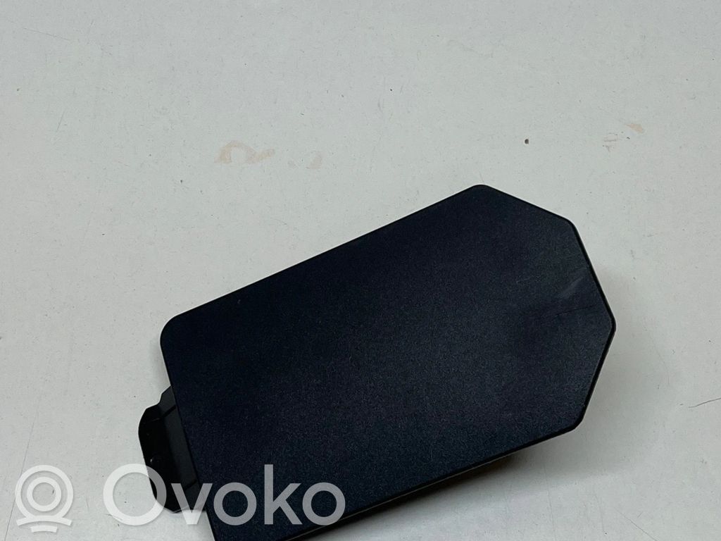 Audi Q7 4M Front passenger seat rail trim 