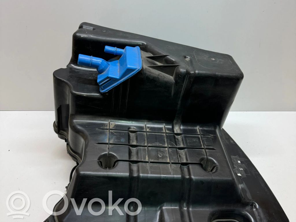 Audi A4 S4 B9 Serbatoio vaschetta liquido AdBlue 