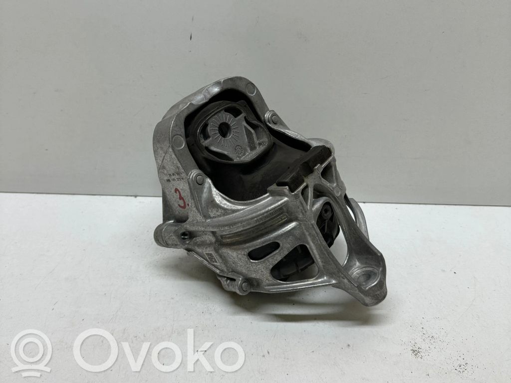 Audi Q5 SQ5 FY Engine mount bracket 