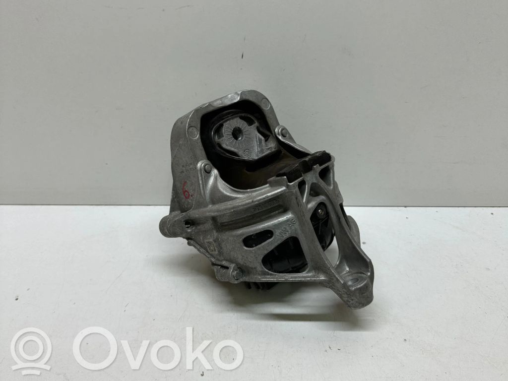 Audi Q5 SQ5 FY Engine mount bracket 