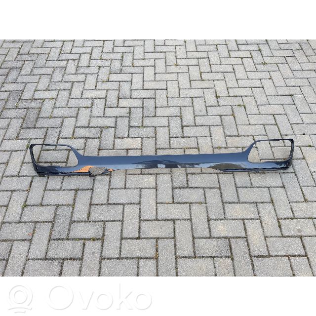BMW X7 G07 Takapuskurin alaosan lista 