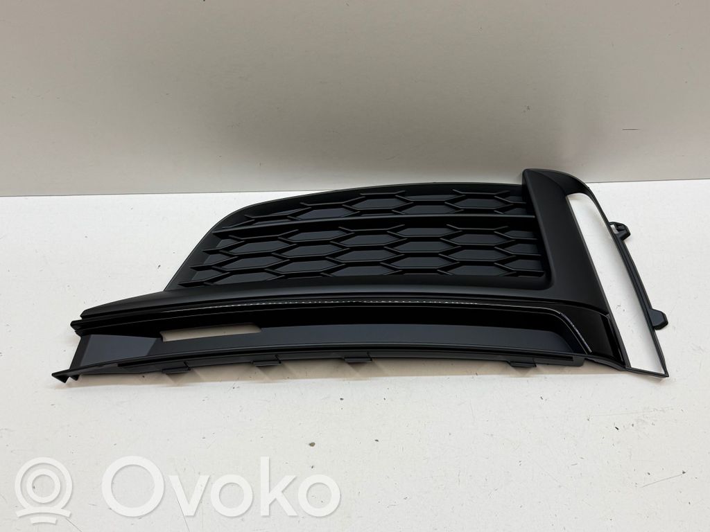 Audi A5 Etupuskurin alempi jäähdytinsäleikkö 