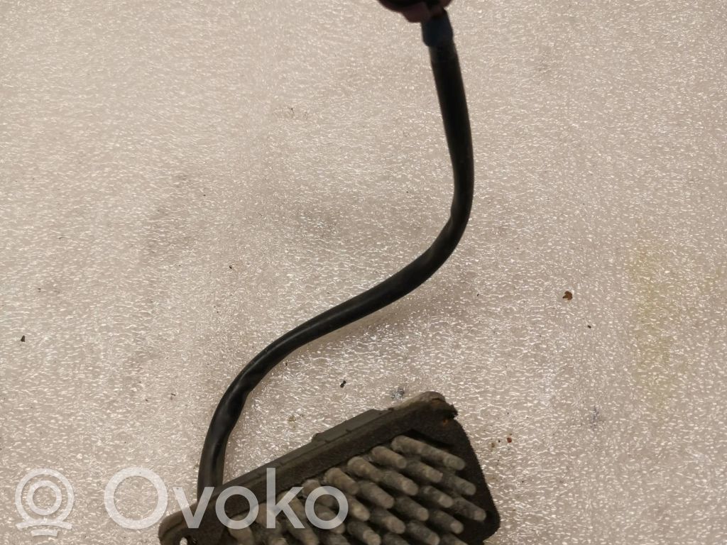 Audi A8 S8 D2 4D Rezystor / Opornik dmuchawy nawiewu 