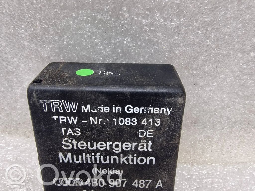 Audi A8 S8 D2 4D Otros relés 