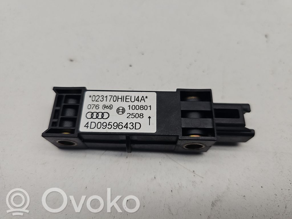 Audi A8 S8 D2 4D Airbag deployment crash/impact sensor 