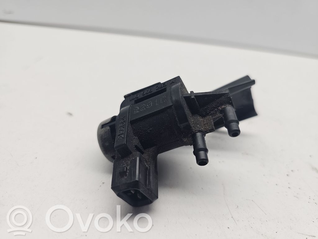 Unidad de control/módulo del motor   31022,1687906