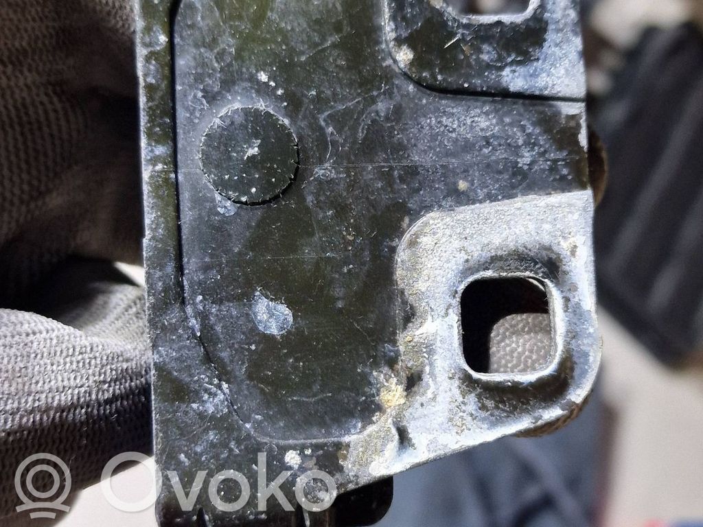 BMW 5 E39 Trunk lock loop 