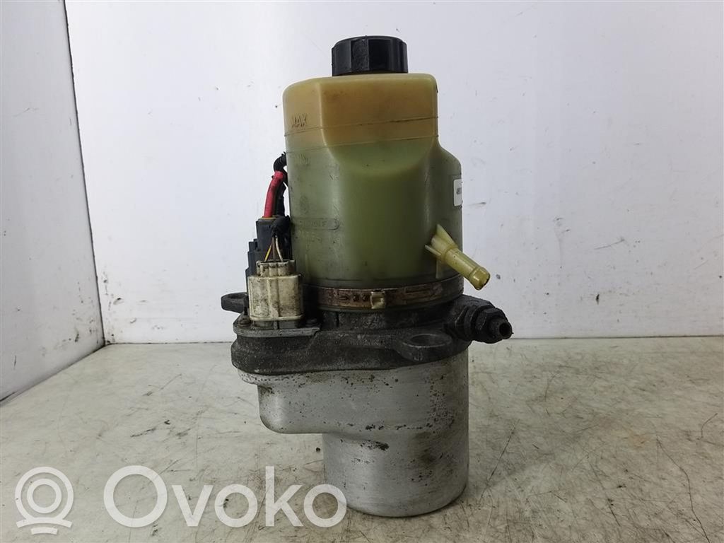 Ohjaustehostimen pumppu   4M513K514CB