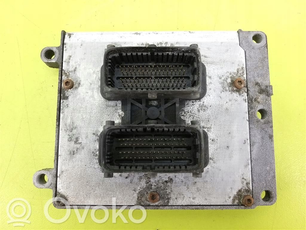 Opel Vectra C Engine control unit/module 