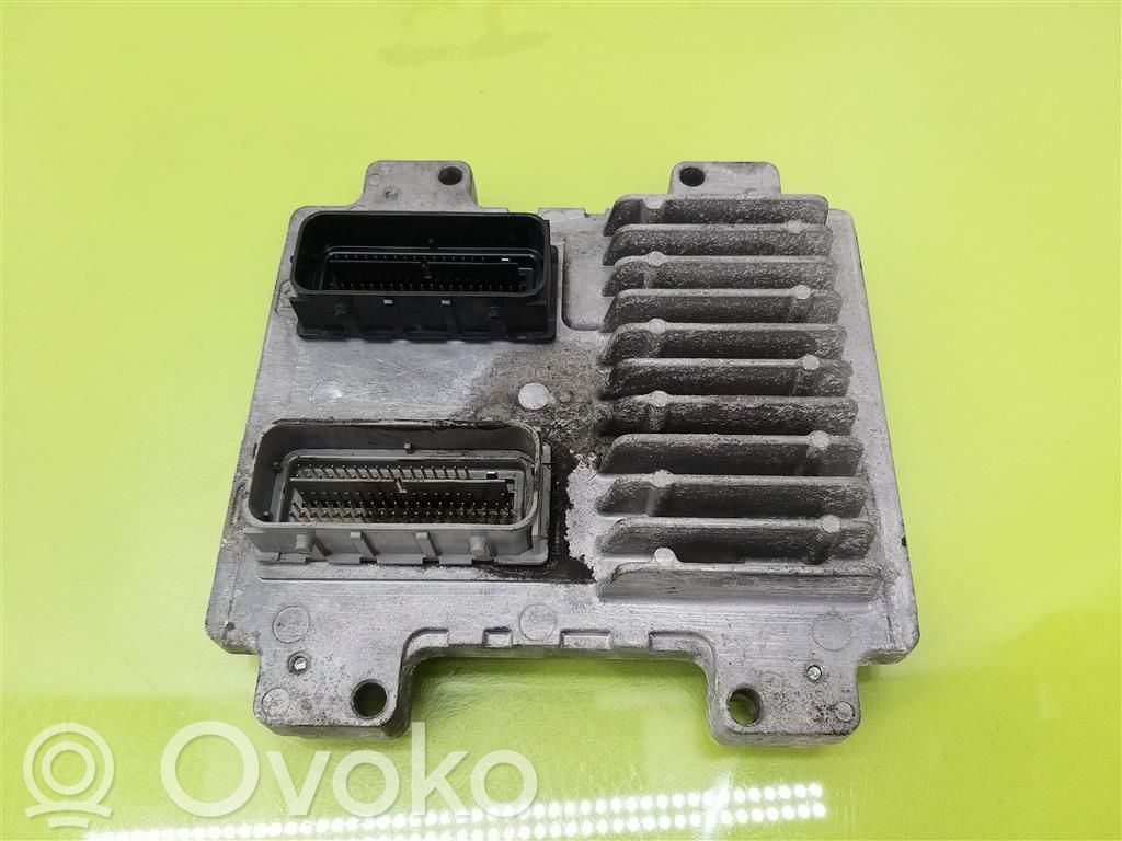 Chevrolet HHR Engine control unit/module 