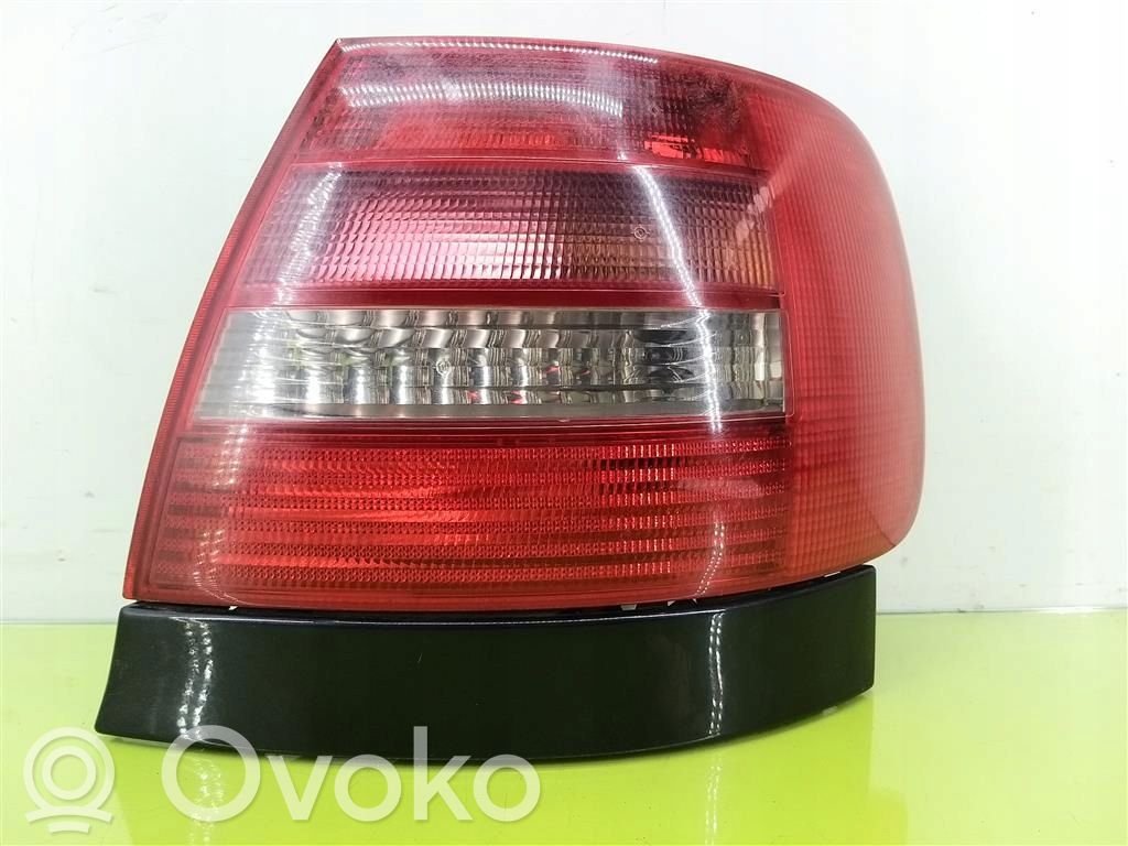 Audi A4 S4 B5 8D Luci posteriori 