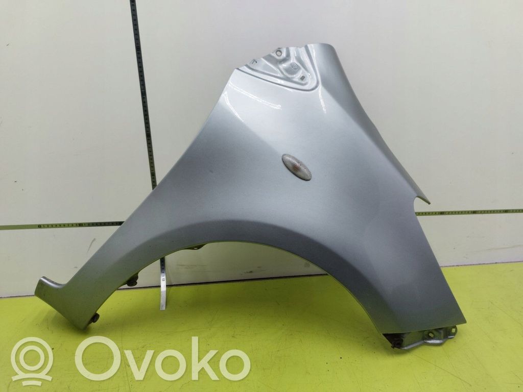 Toyota Yaris Lokasuoja 