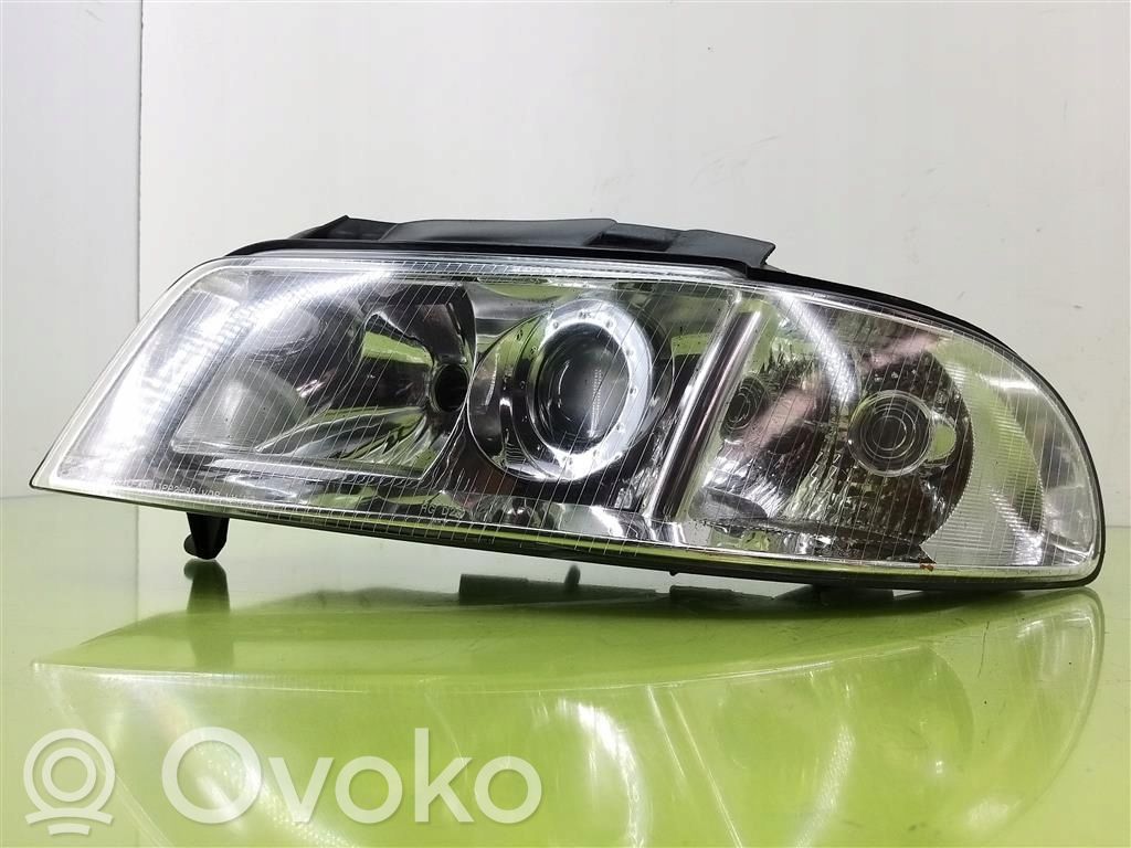 Audi A4 S4 B5 8D Etu-/Ajovalo 