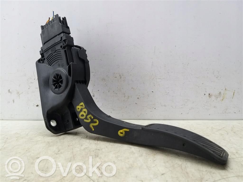 Ford Turneo Courier Pedale dell’acceleratore 