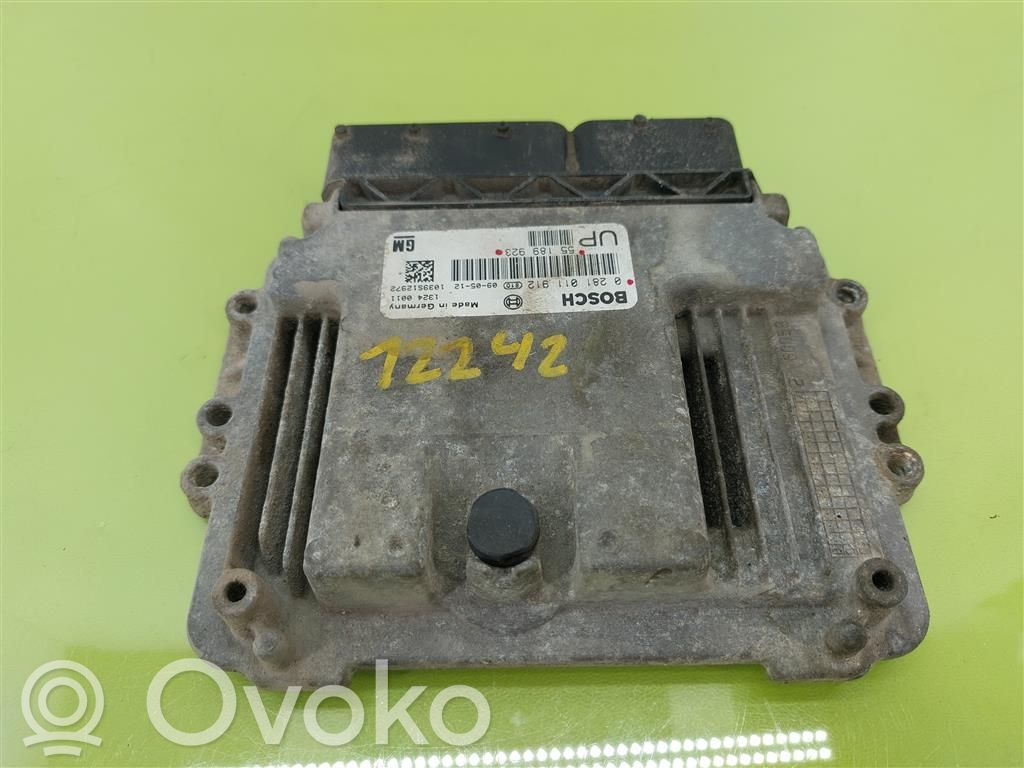 Opel Astra H Engine control unit/module 
