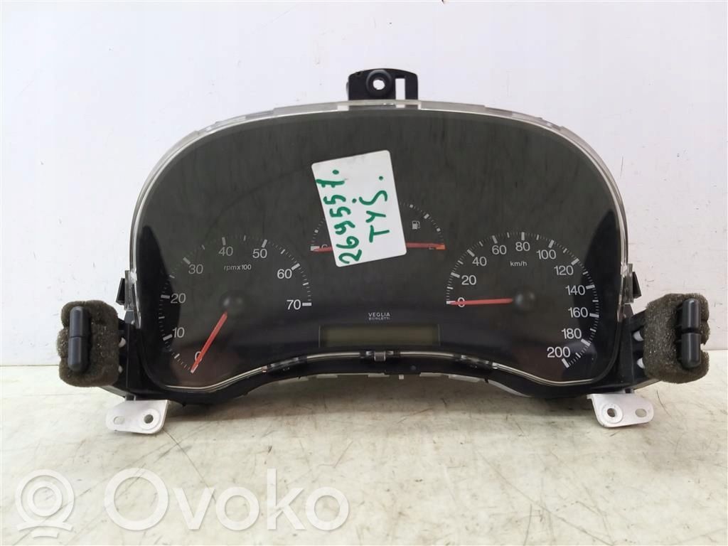 Fiat Punto (188) Compteur de vitesse tableau de bord 