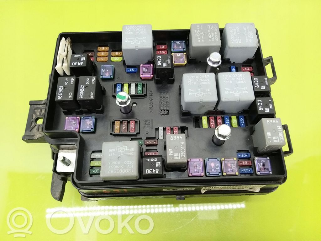 Chevrolet Aveo Drošinātāju kaste (komplekts) 