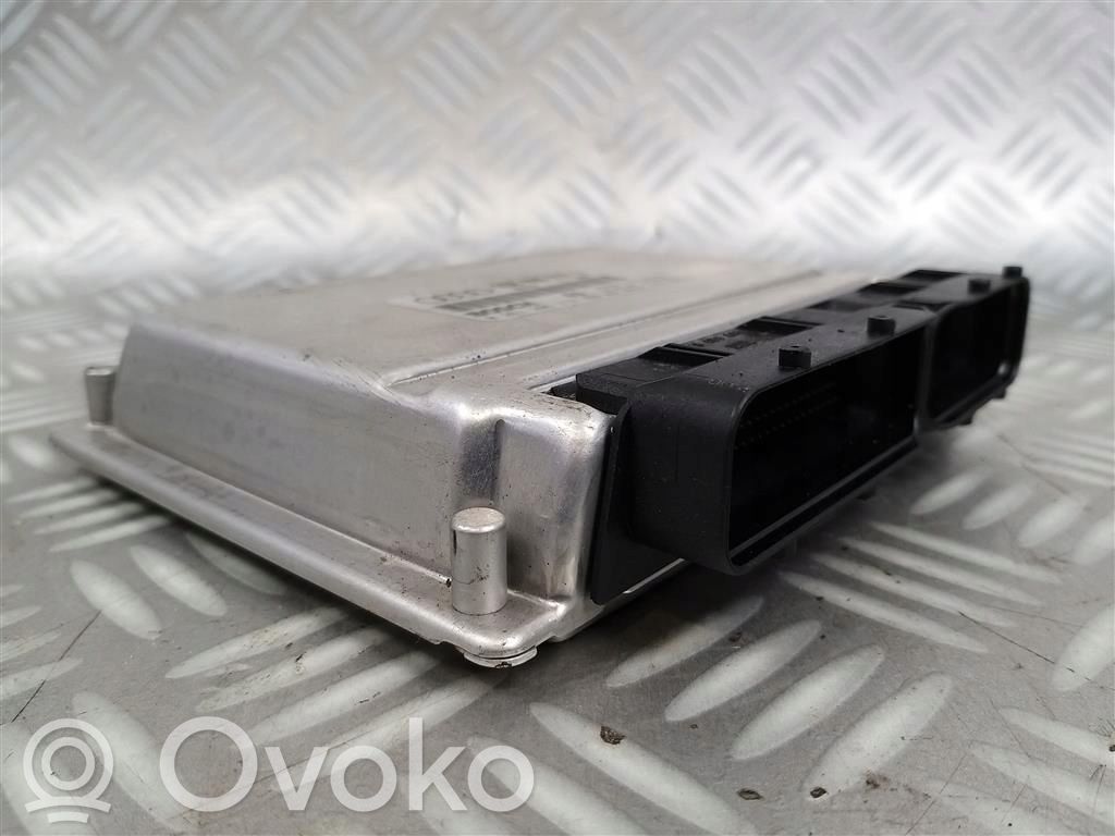 Engine control unit/module   8D0906018Q
