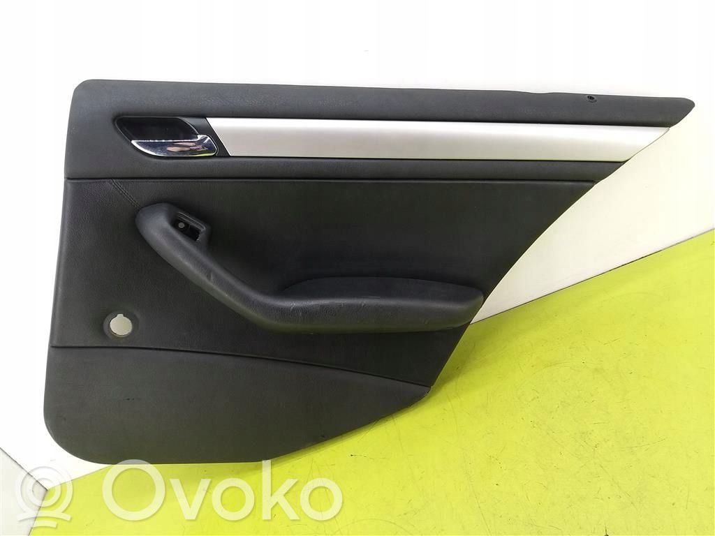 BMW 3 E46 Takaoven verhoilu (käytetyt) 