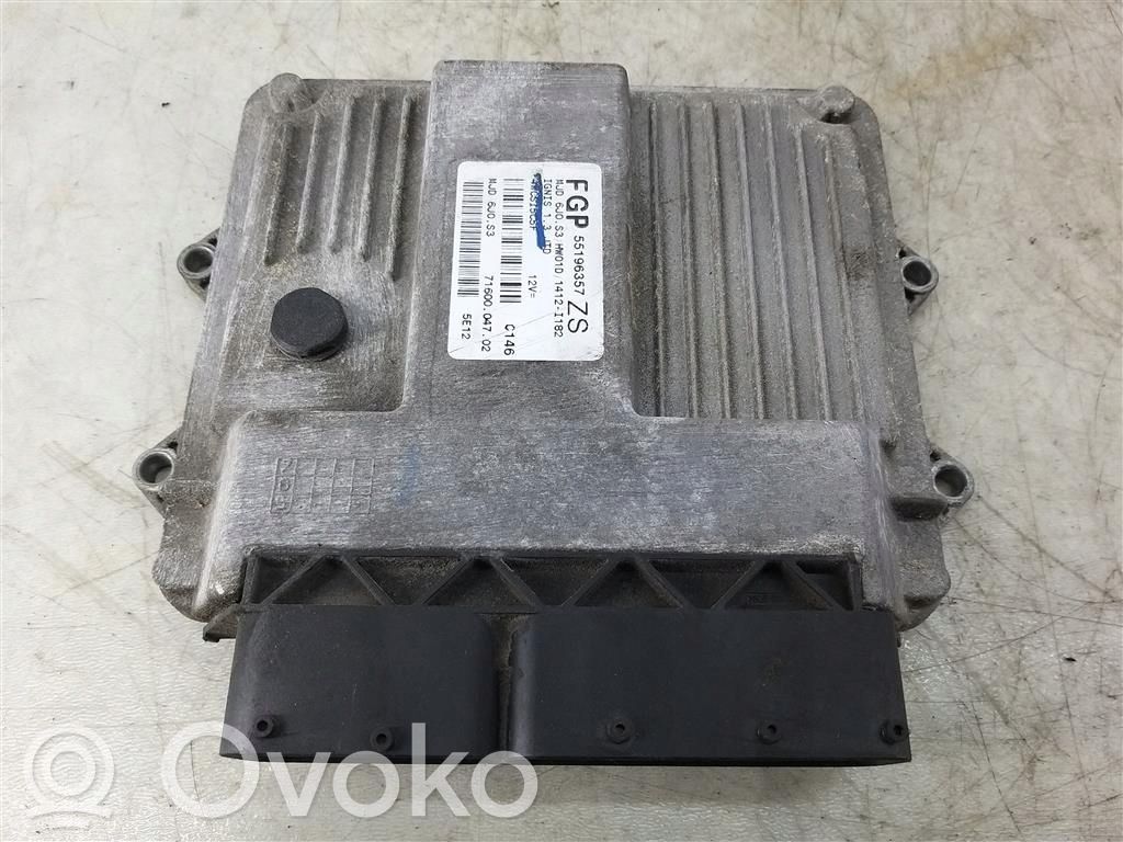 Suzuki Ignis Engine control unit/module 