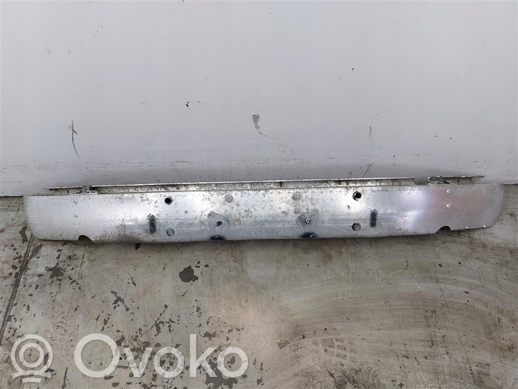 Audi A8 S8 D2 4D Balkis priekinio bamperio 