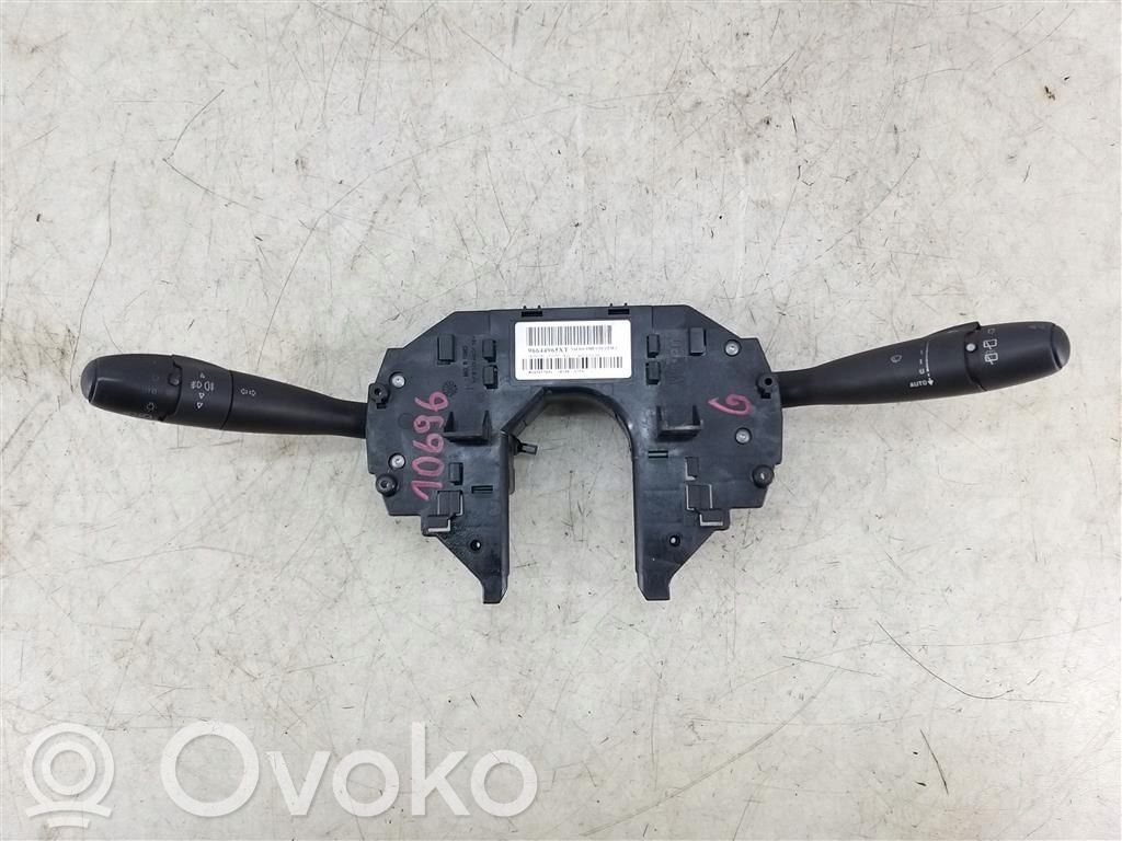 Citroen C4 Grand Picasso Manetă semnalizator 