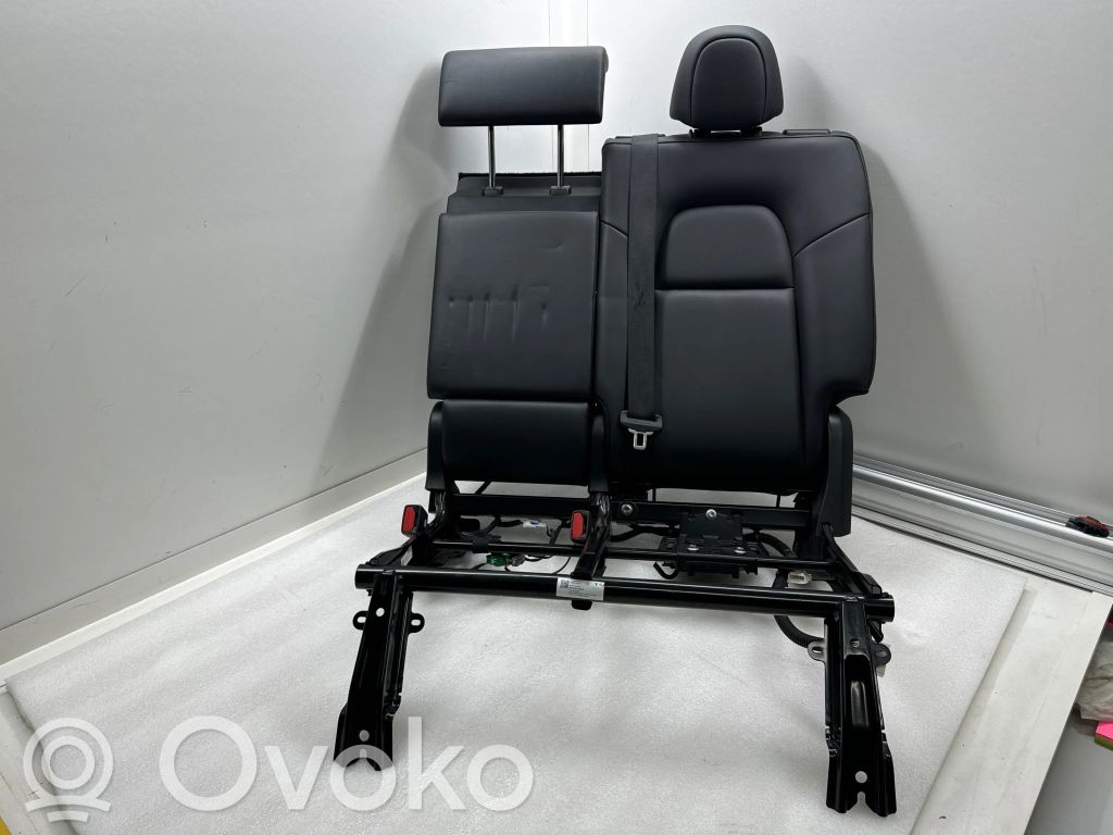 Tesla Model Y Asiento trasero 