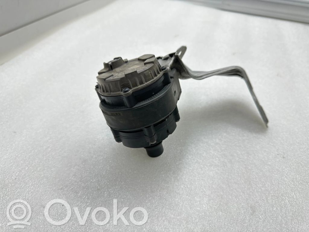 BMW X3 G01 Pompa cyrkulacji / obiegu wody 