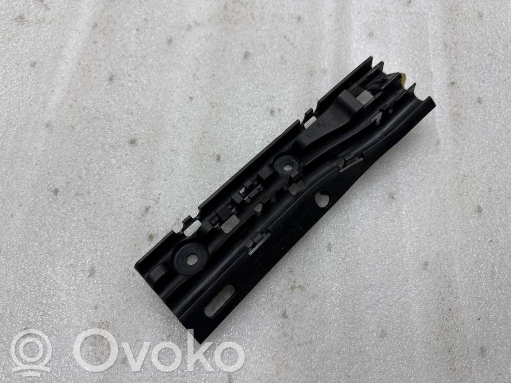 Tesla Model S Muu sisätilojen osa 