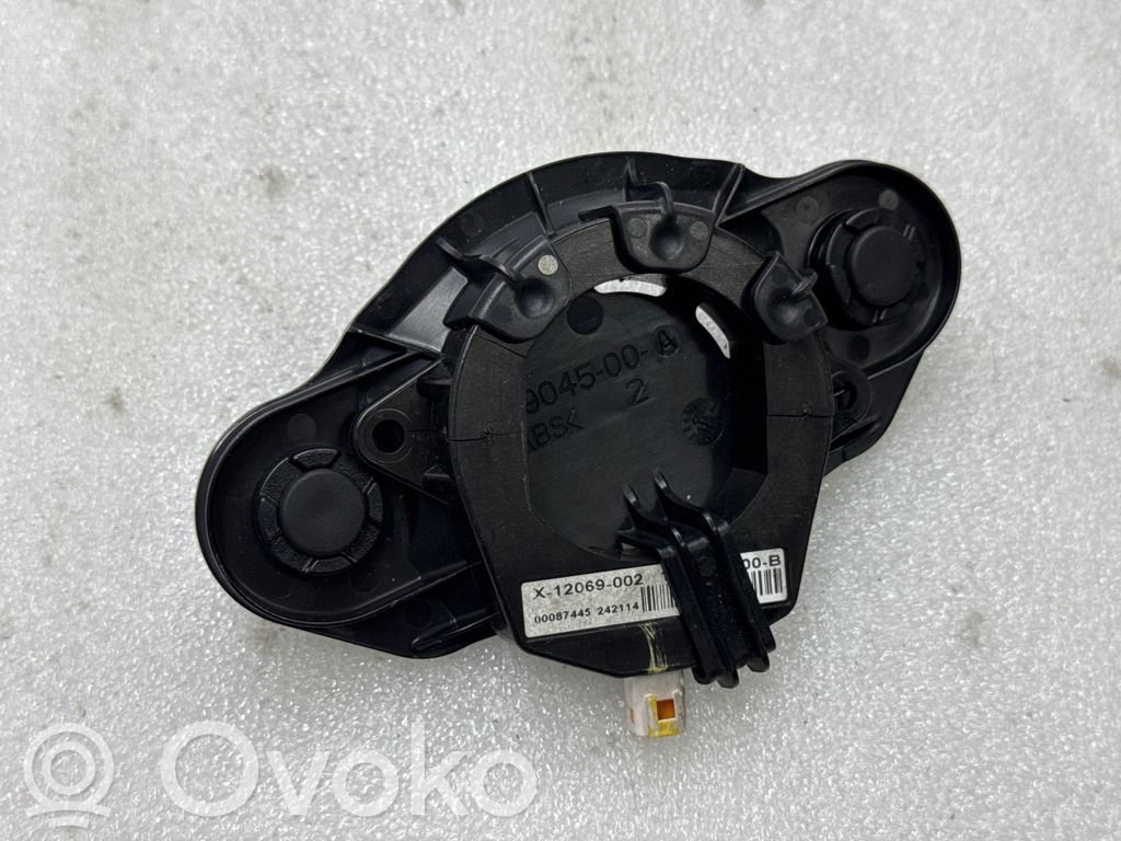 Keyless system antenna   101904500A