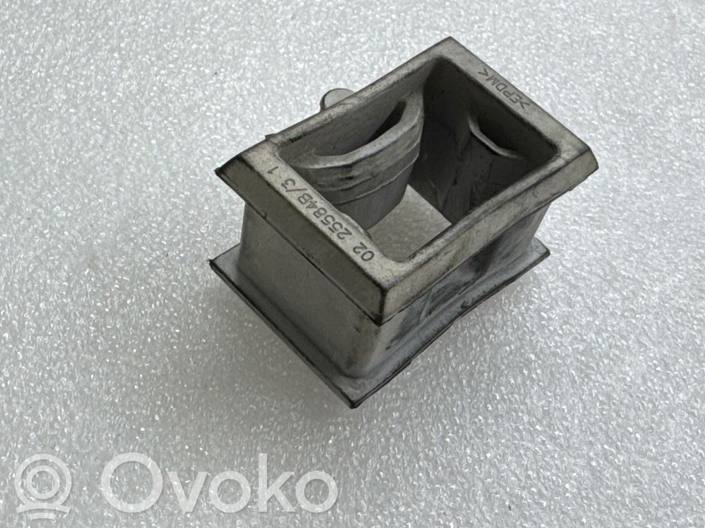 Tesla Model 3 Support, fixation radiateur 