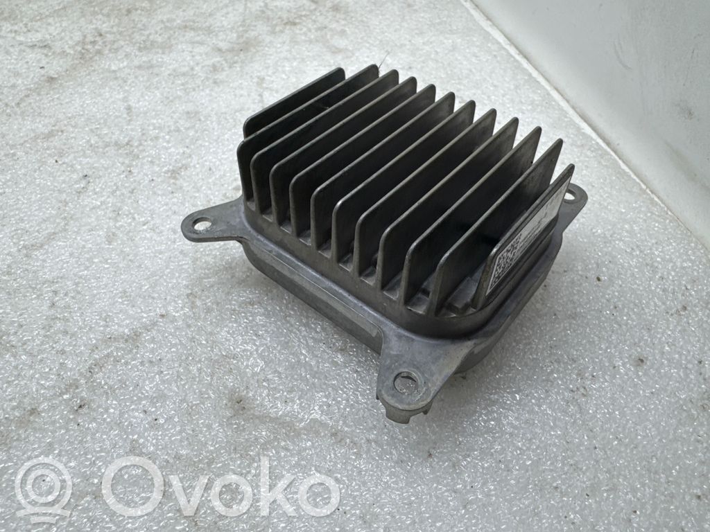 Tesla Model 3 LED šviesų modulis 