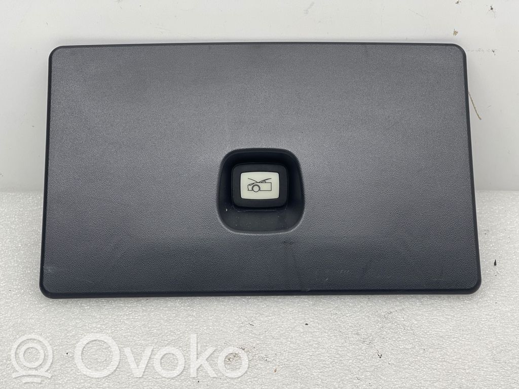 Front trunk storage compartment   149408600C,149408500B,FA2000007860