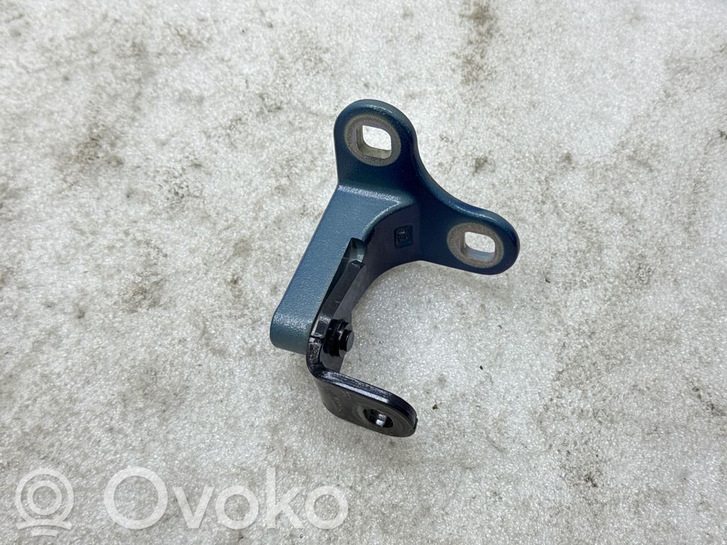 Front door upper hinge   149749200C
