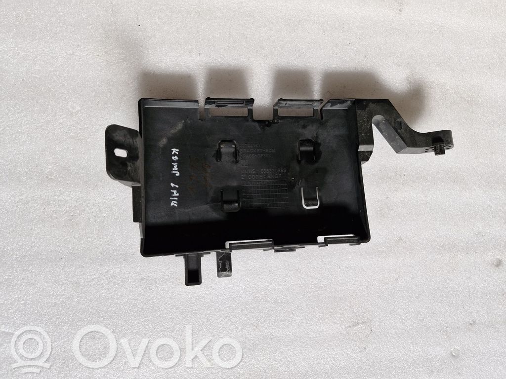 Buick Encore GX I Engine control unit holder 